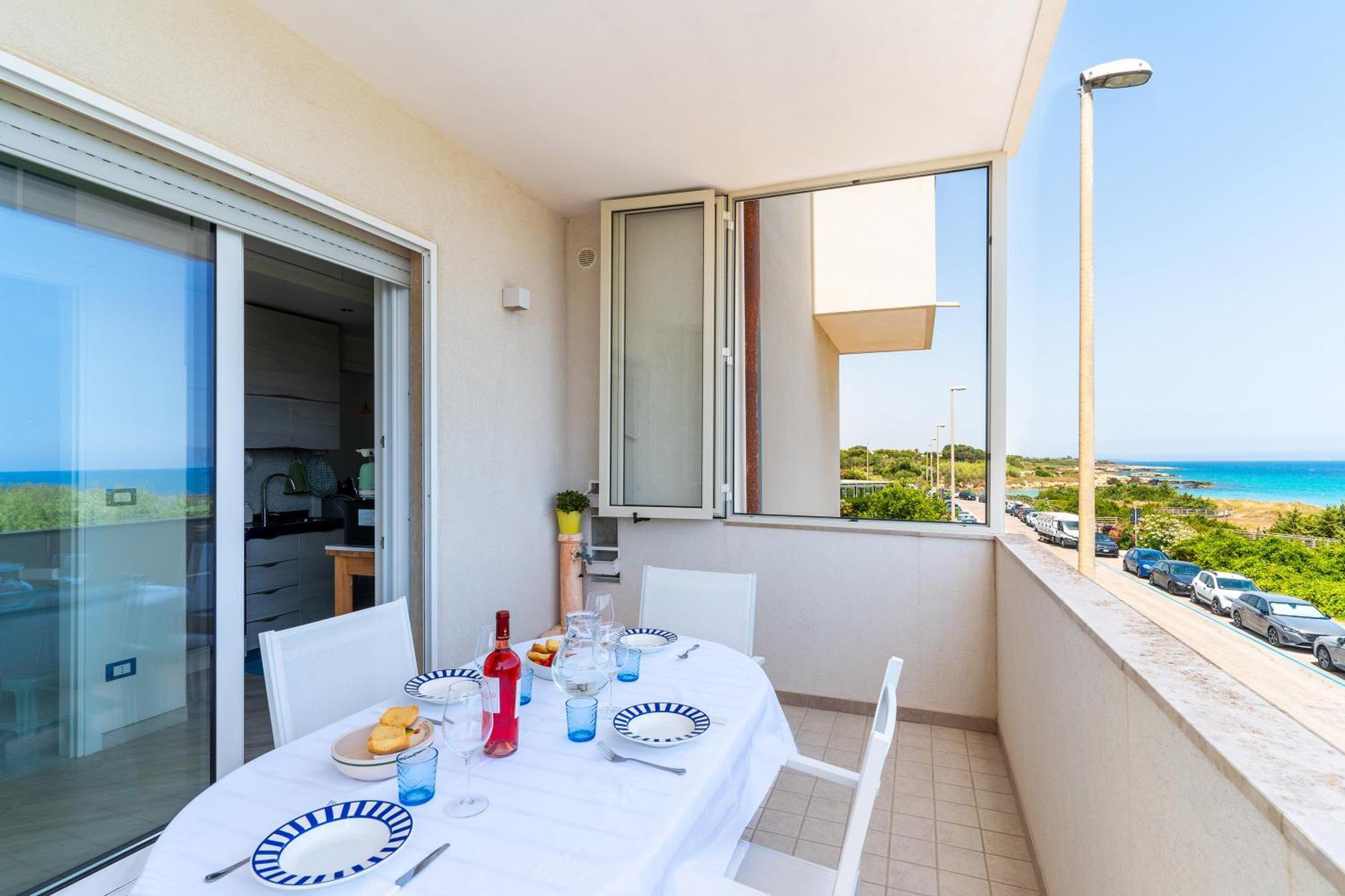 Beachfront Apartment With Amazing Sea View Balconies Otranto Kültér fotó